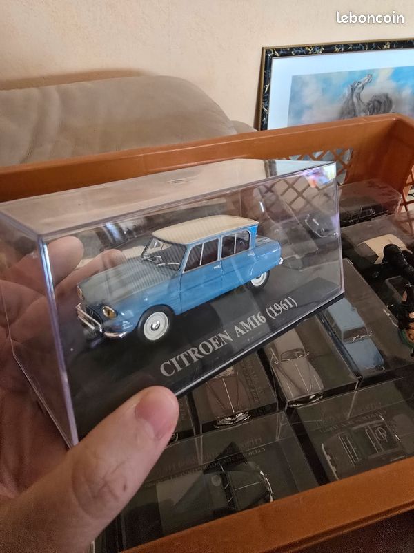La 2cv AZ 4x4 Sahara Citroën 1961 miniature de Norev au 1/43e