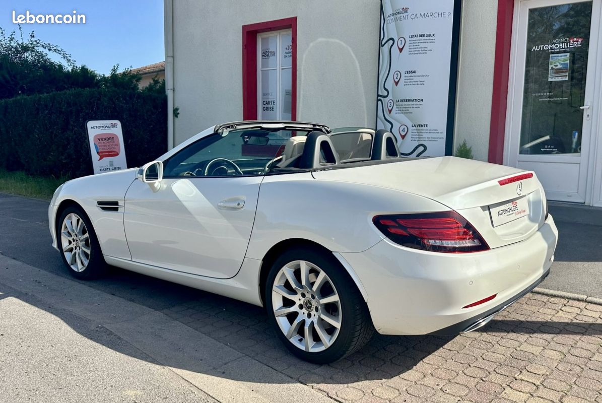 MERCEDES SLC 180 1.6 i 16V BlueEFFICIENCY 156 ch FASCINATION (image 8)