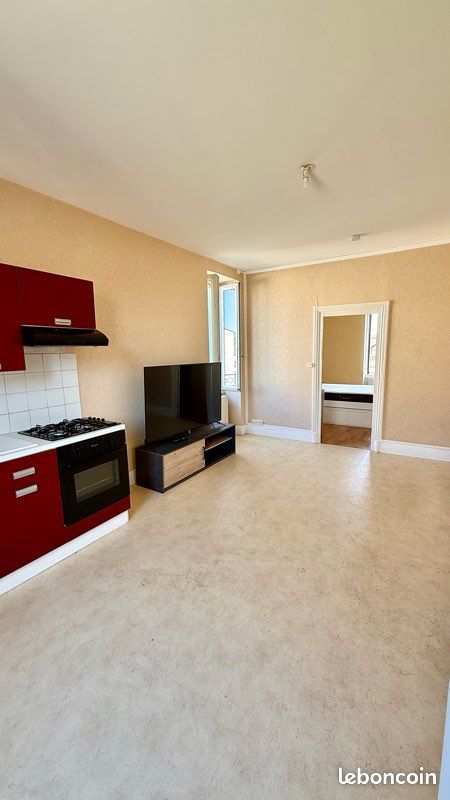 Appartement 2 pièces 40 m² · à Montluçon · 40 m² · 450 €