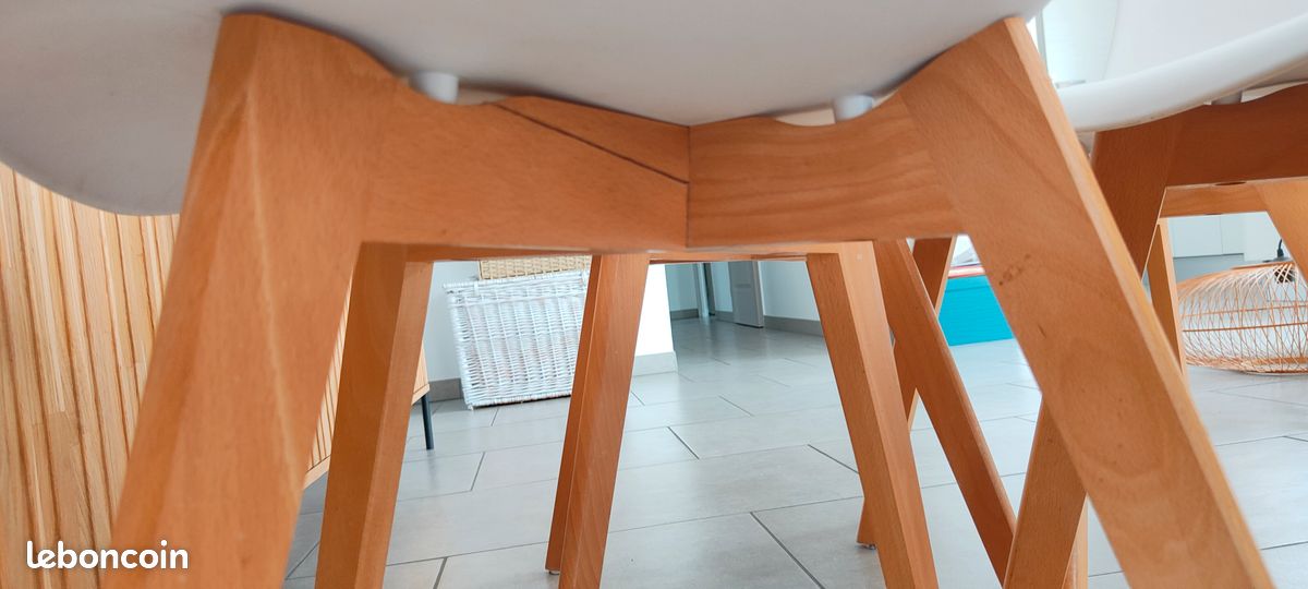 Lot de 6 chaises scandinaves blanches – pieds bois (image 5)