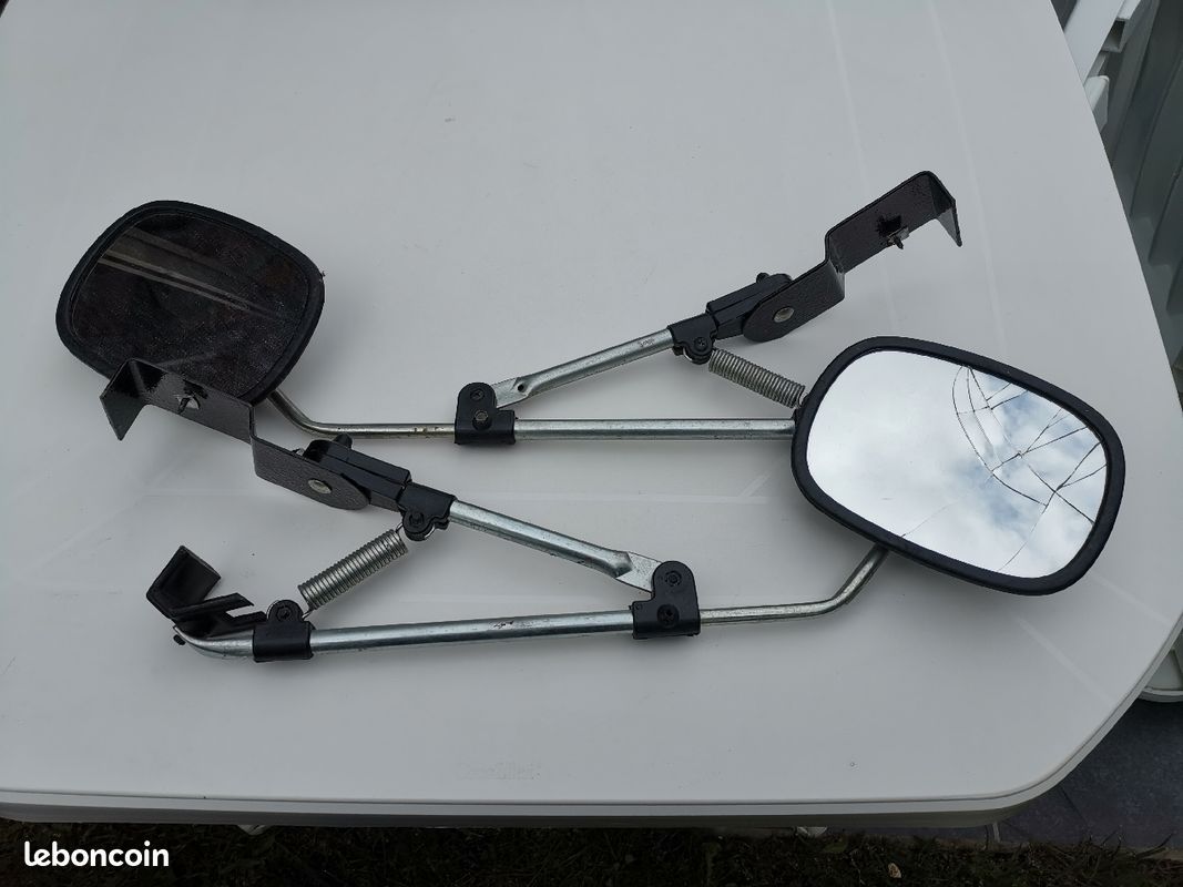 Phare derbi drd, senda avant 2010 – pièce moto, scooter Phare derbi drd, senda avant 2010 – pièce moto, scooter