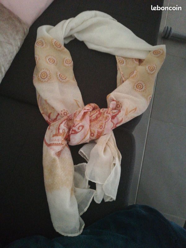 Écharpe de mi saison (image 1)