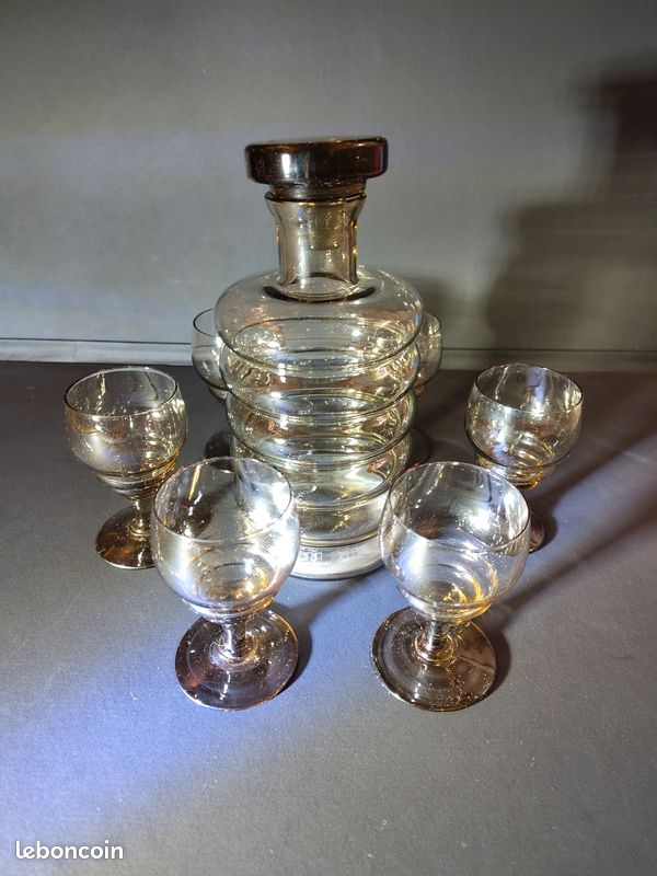Service en verre fumé vintage – Carafe + 6 verres (image 1)