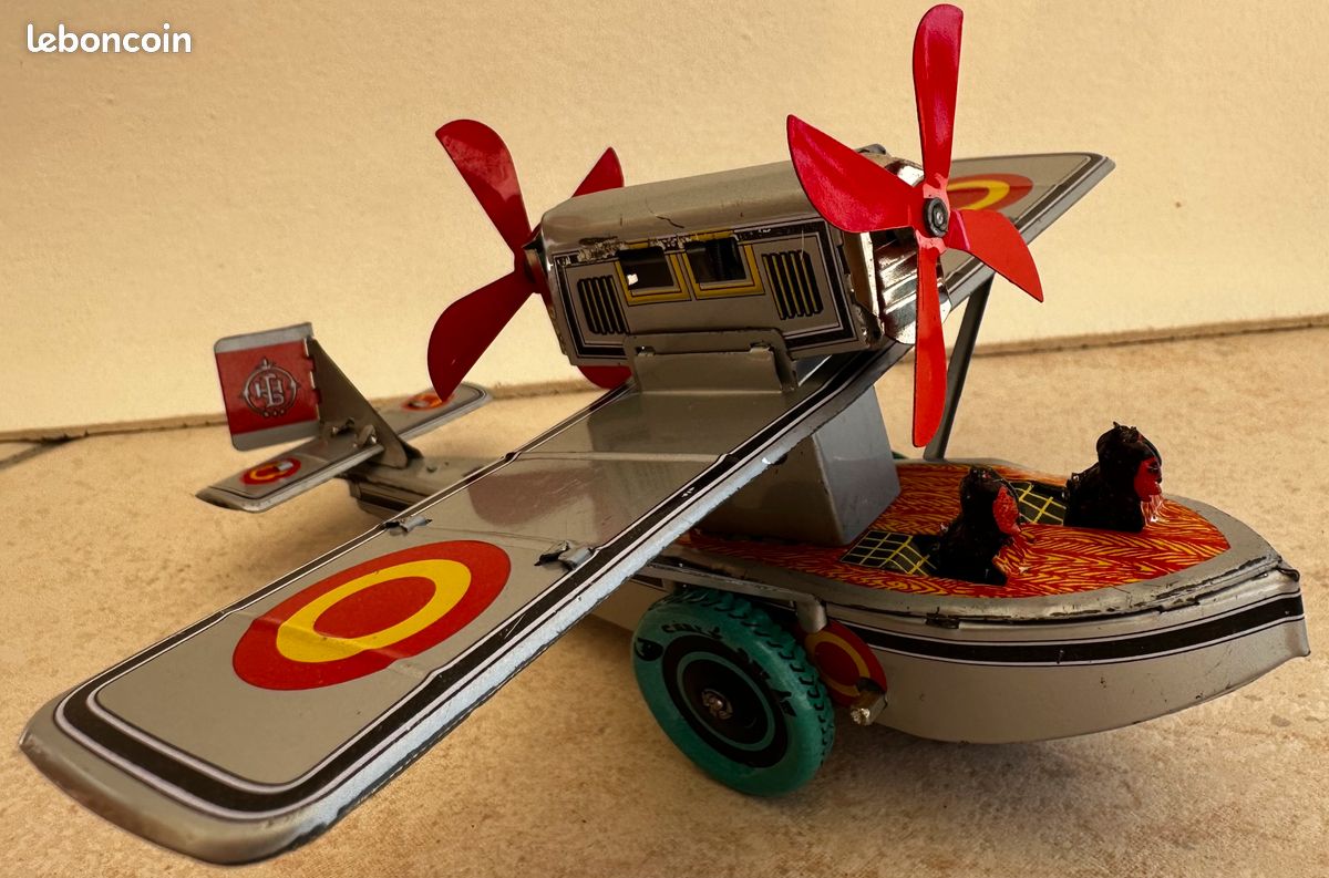 Jouets et jeux anciens Jouef en tôle