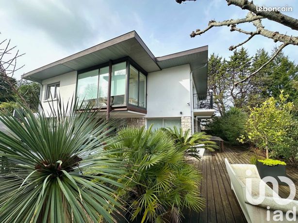 Maison de ville 9 pièces 210 m²