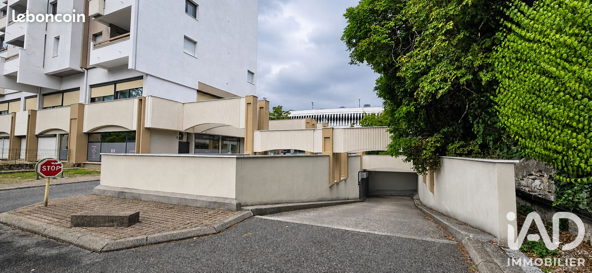 Parking 19 m² · à Annecy · 19 m² · 64 000 €
