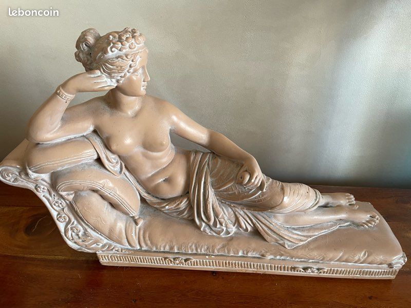 Grande Statue en plâtre de Pauline Bonaparte (image 2)
