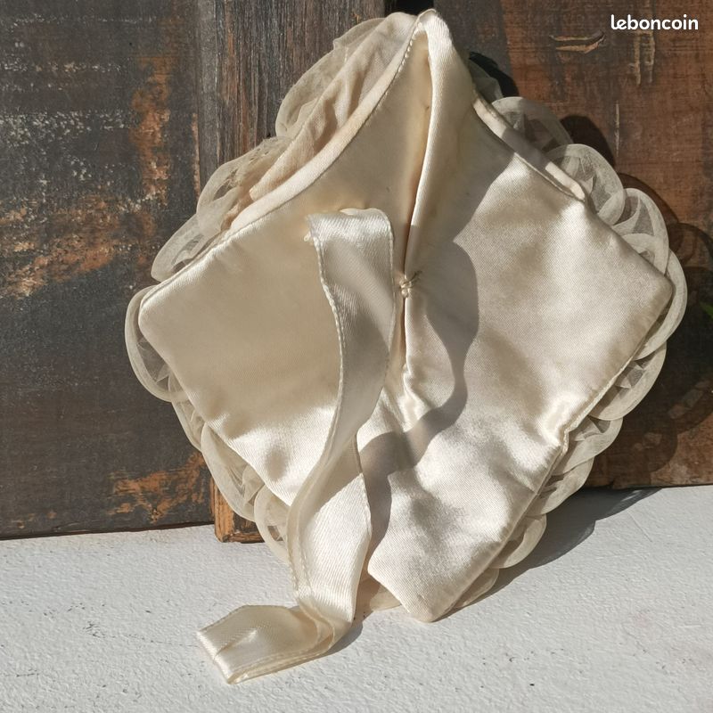 Ancien petit sac brodé pour ancienne poupée (image 5)