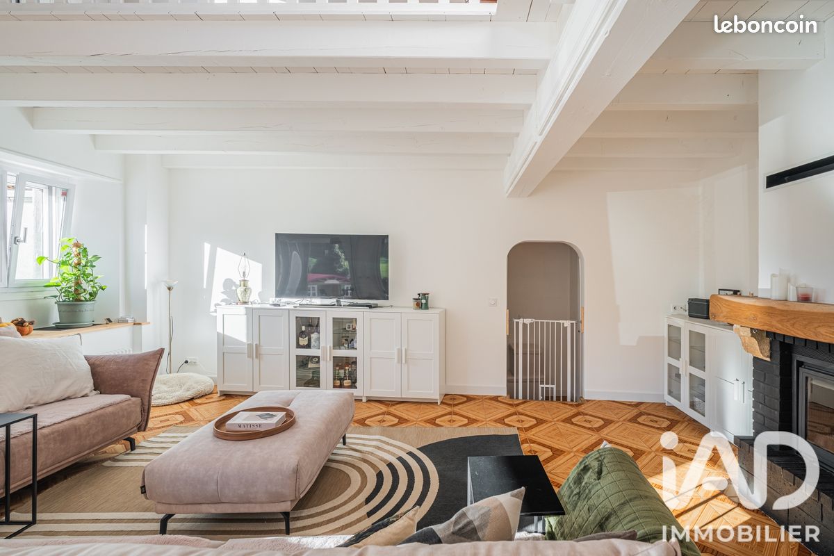 Propriété 5 pièces 234 m² (image 8)
