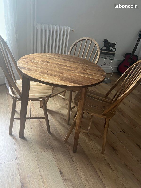 Table de cuisine (image 1)