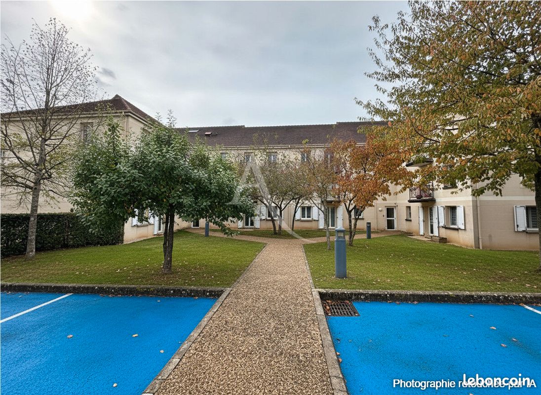 Appartement 3 pièces 69 m² · à La Chaussée-Saint-Victor · 69 m² · 140 000 €