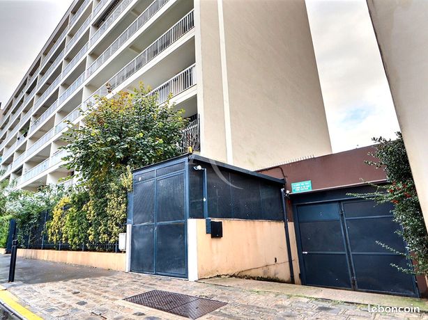 Parking/box 21 pièces AUBERVILLIERS