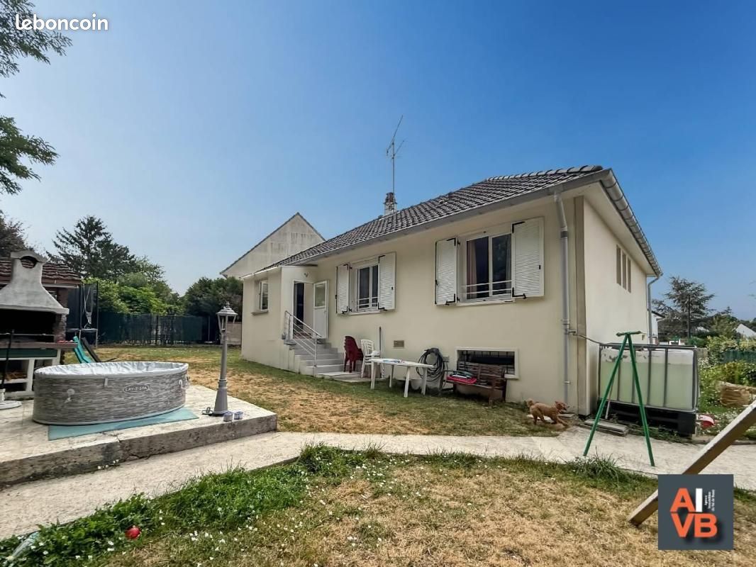 Maison 4 pièces 75 m² · à Ferrières-en-Brie · 75 m² · 415 000 €