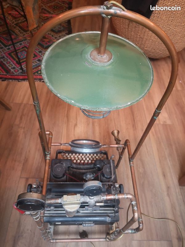 Lampe steam punk artisanale (image 3)