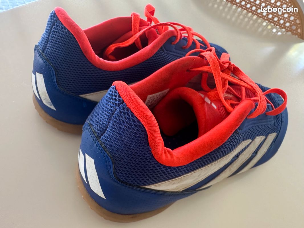 Baskets de foot (image 1)