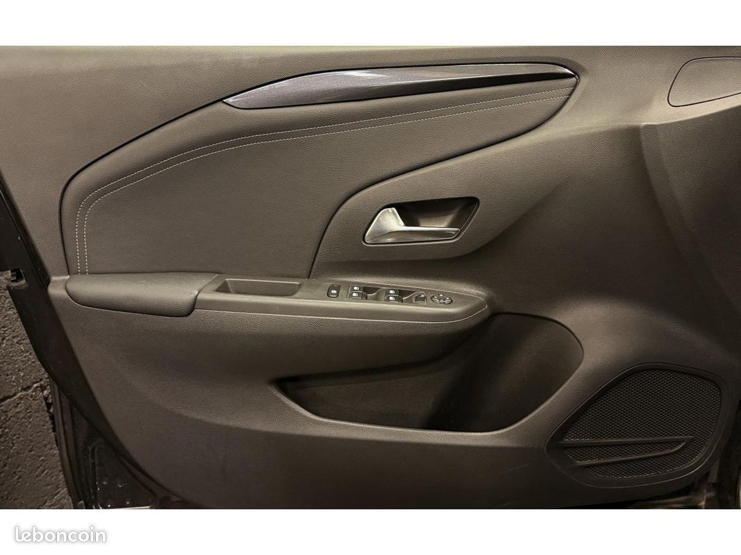 Opel corsa 1.2 t 100 elegance (image 20)