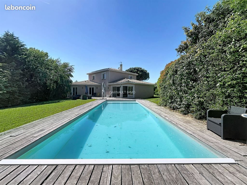 Maison 7 pièces 224 m² · à Balma · 224 m² · 748 000 €