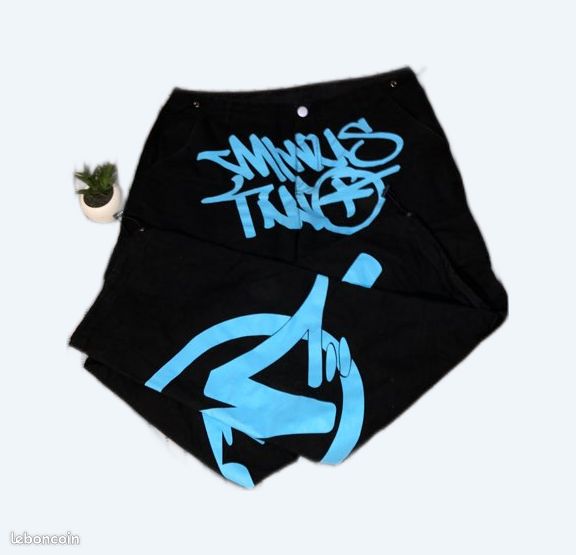 Cargos minus two (image 1)