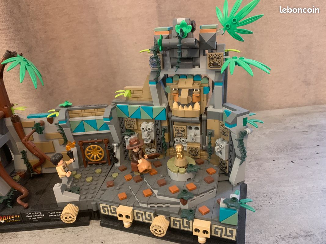 village lego indiana jones kits Lego Indiana Jones 77015 Temple of the Golden Idol Jeux Jouets