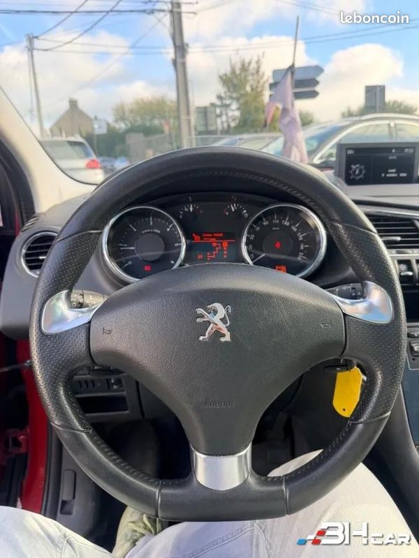 Peugeot 3008 1.6 BLUEHDI 120 ALLURE EAT (image 3)