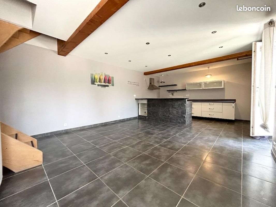 Appartement 3 pièces 68 m² · à Montboucher-sur-Jabron · 68 m² · 140 000 €