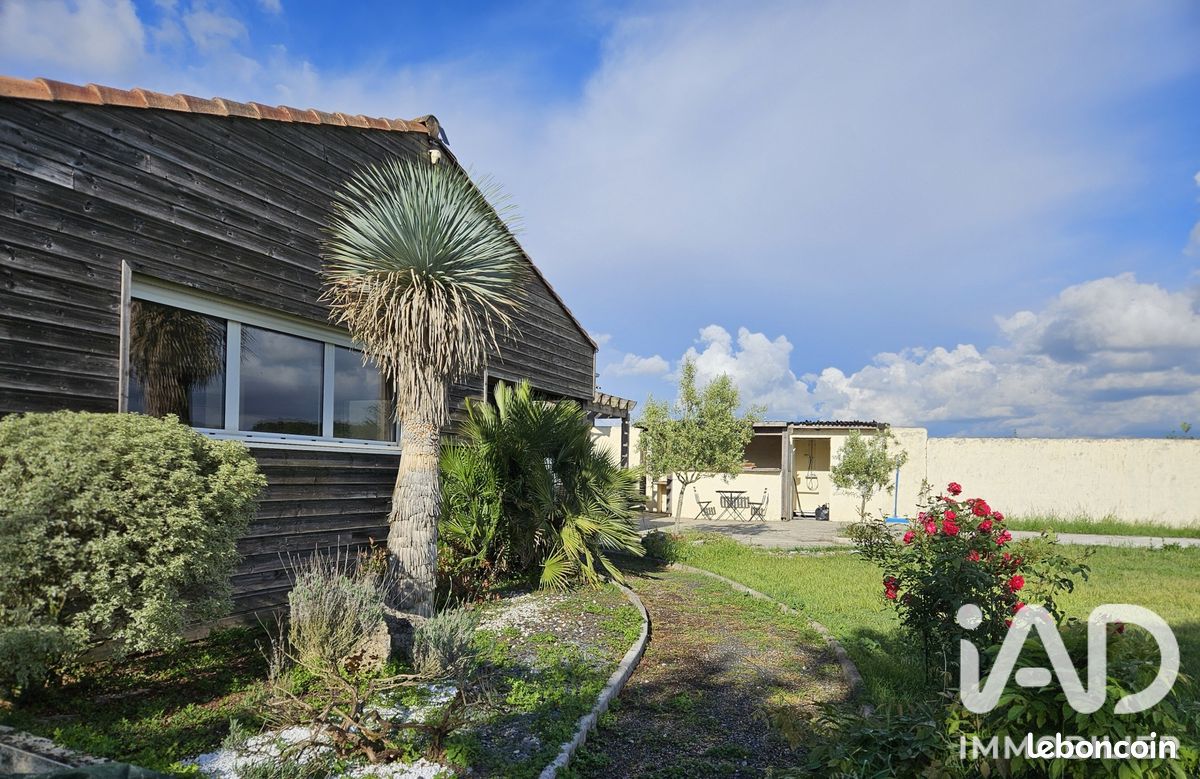 Maison 10 pièces 200 m² · à Magné · 200 m² · 299 900 €