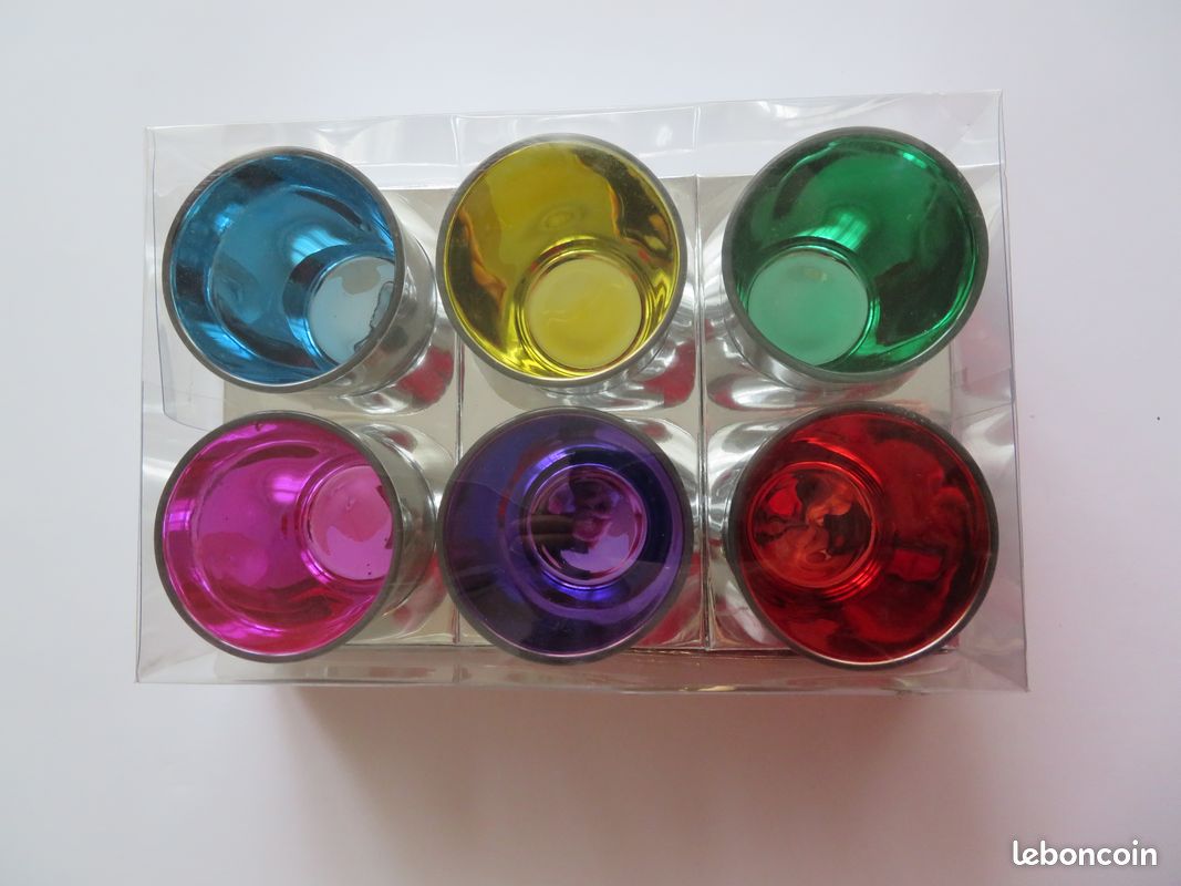 Verres de fête multicolores (image 1)