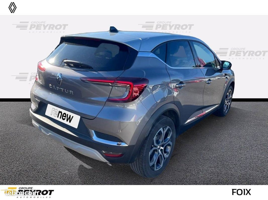 RENAULT Captur TCe 90 Techno (image 17)