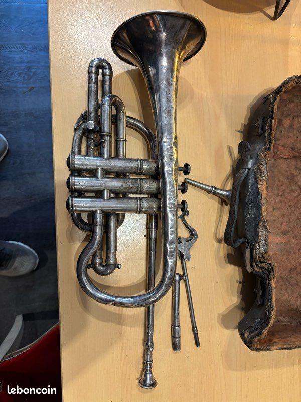 Cornet à Pistons Ancien Argenté 40 Cm - Instrument De Musique Vintage