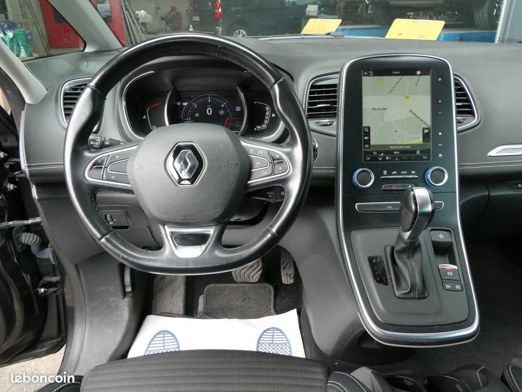 Renault Scénic INTENS BLUE DCI 120 EDC (image 6)