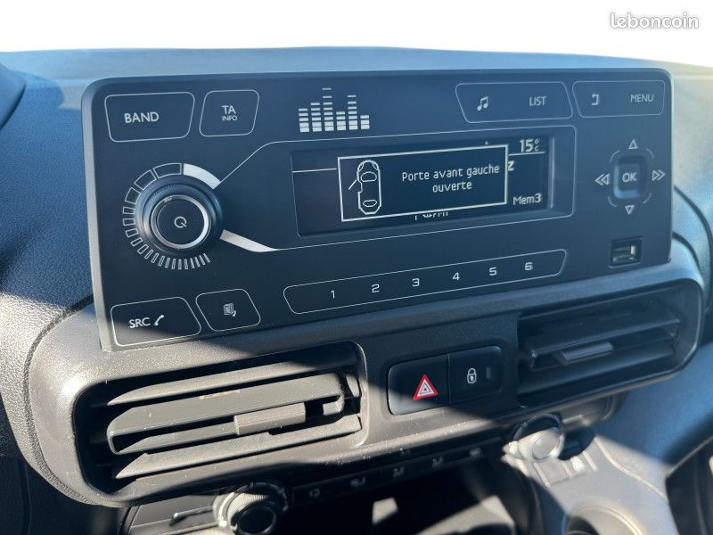 Peugeot PARTNER STANDARD 1000KG BLUEHDI 75CH GRIP 4CV (image 13)
