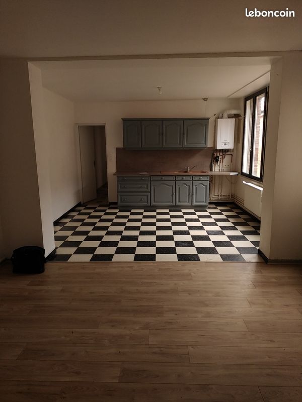 Appartement 3 pièces 80 m² · à Béthune · 80 m² · 610 €