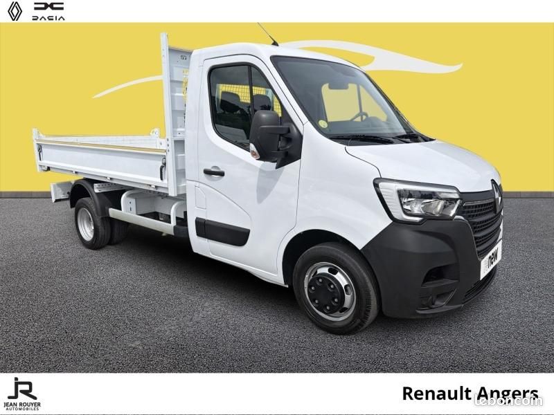 Renault Master CCb RJ3500 L2 2.3 Blue dCi PAF AR court 130ch Confort 29570 HT (image 2)