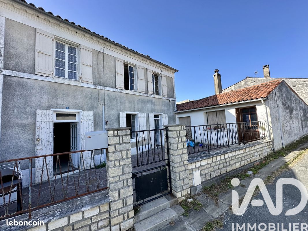 Maison 5 pièces 140 m² · à Les Nouillers · 140 m² · 117 800 €