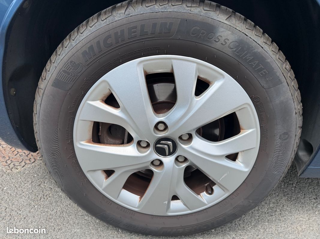CITROEN C4 PICASSO 1.2 / 130cv / Intensive / SUIVI COMPLET / TOUT A JOUR (image 22)