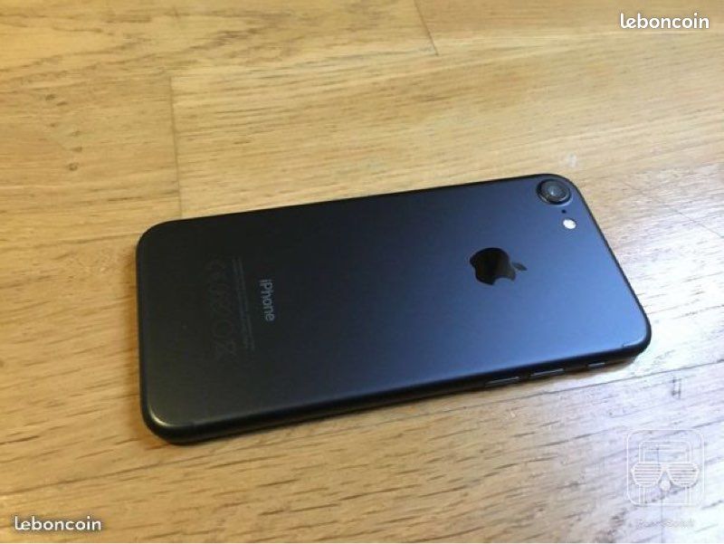 IPhone 7 (image 1)