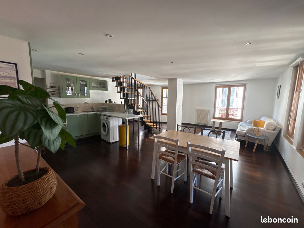 Appartement 3 pièces 86 m² · à Thonon-les-Bains · 86 m² · 214 000 €