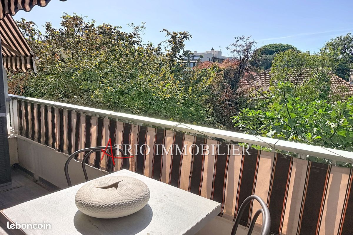 Appartement 1 pièce 27 m² · à Saint-Laurent-du-Var · 27 m² · 179 000 €