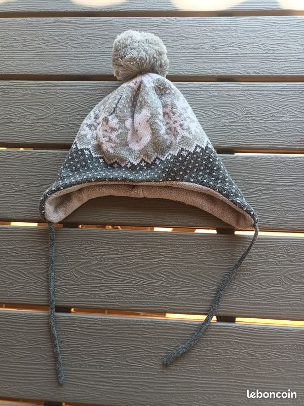 Bonnet H&M 2 6 mois 62 / 68 cm (image 1)