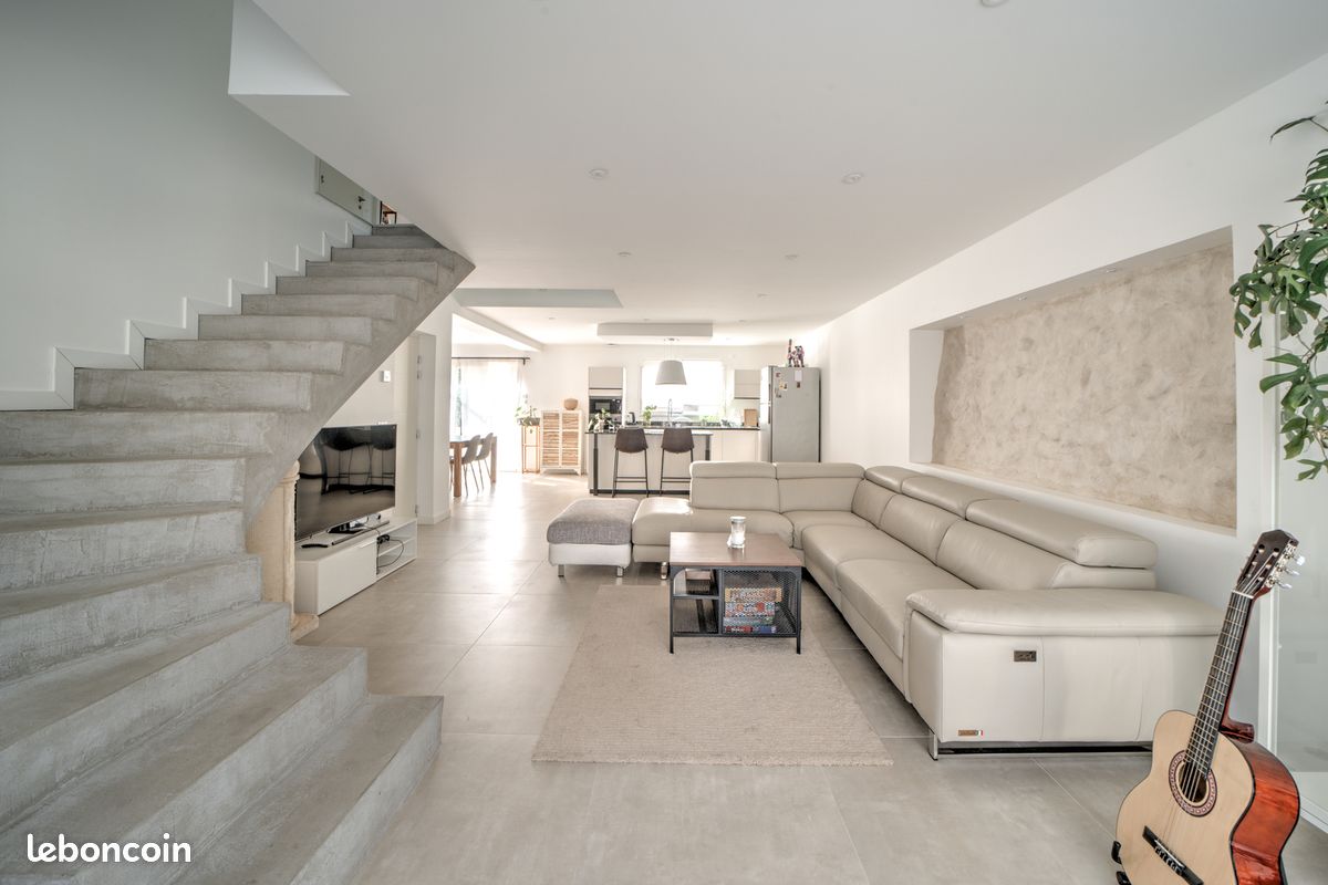 Maison 5 pièces 178 m² · à Savigny · 178 m² · 550 000 €