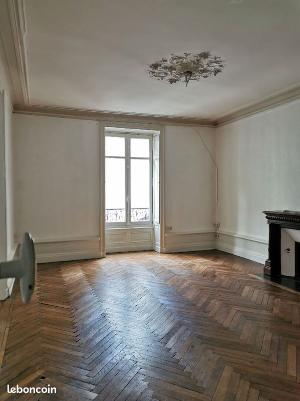 Appartement 5 pièces 163 m² · à Nantes · 163 m² · 1 632 €/mois