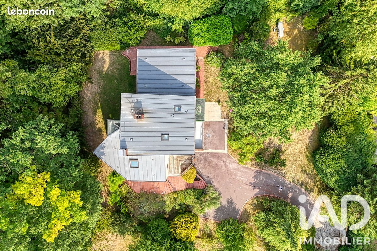 Maison 9 pièces 218 m² · à Bessancourt · 218 m² · 730 000 €