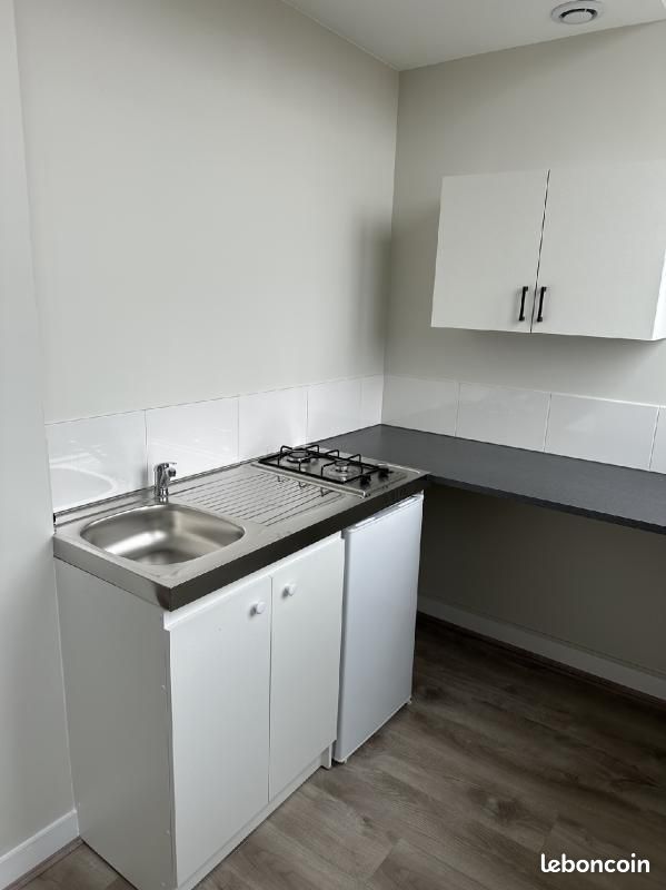 Appartement 1 pièce 28 m² · à L'Aigle · 28 m² · 420 €