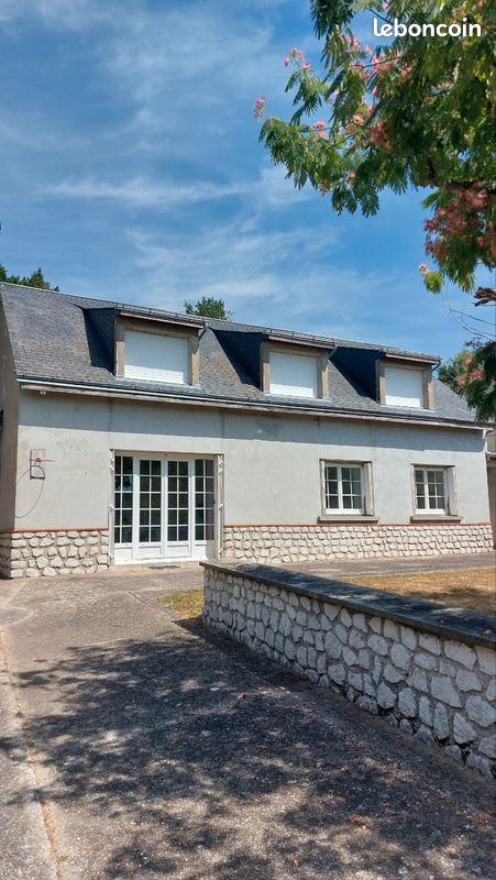Maison 6 pièces 120 m² · à Saint-Nicolas-de-Bourgueil · 120 m² · 215 000 €
