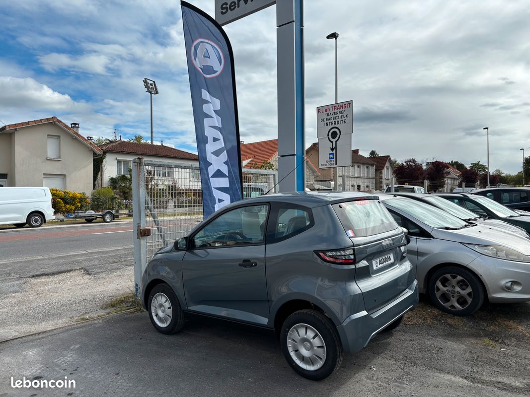 Voiture sans permis AIXAM Barbezieux st Hilaire (image 3)