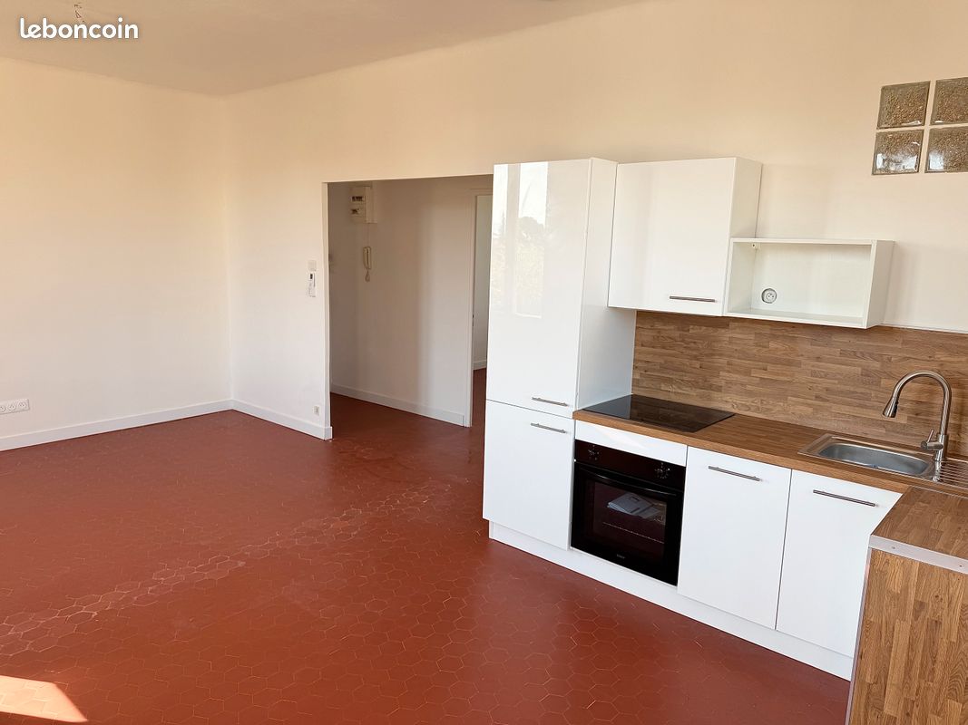 Appartement 3 pièces 54 m² · à Toulon · 54 m² · 1 100 €/mois