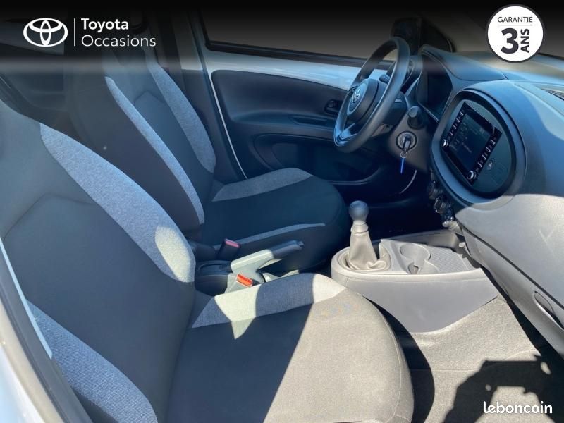Toyota Aygo X 1.0 VVT-i 72ch Active Business MY23 (image 6)