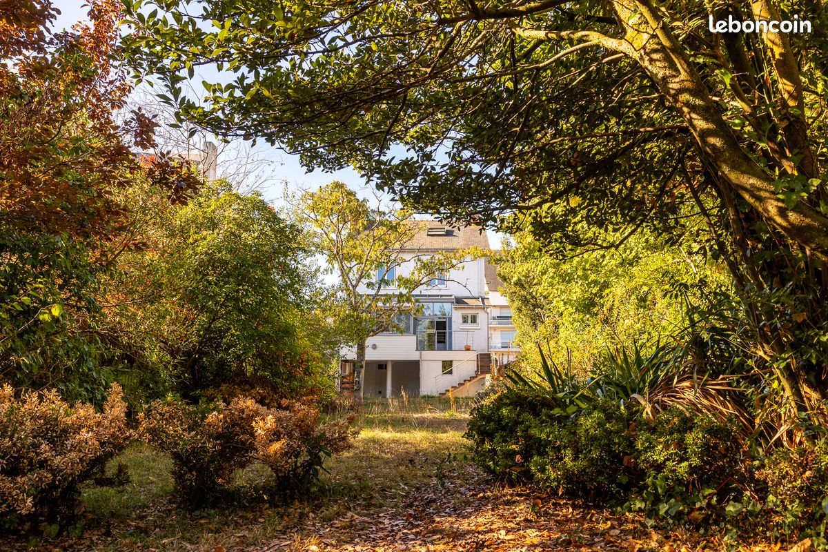Maison 6 pièces 148 m² · à Nantes · 148 m² · 530 000 €
