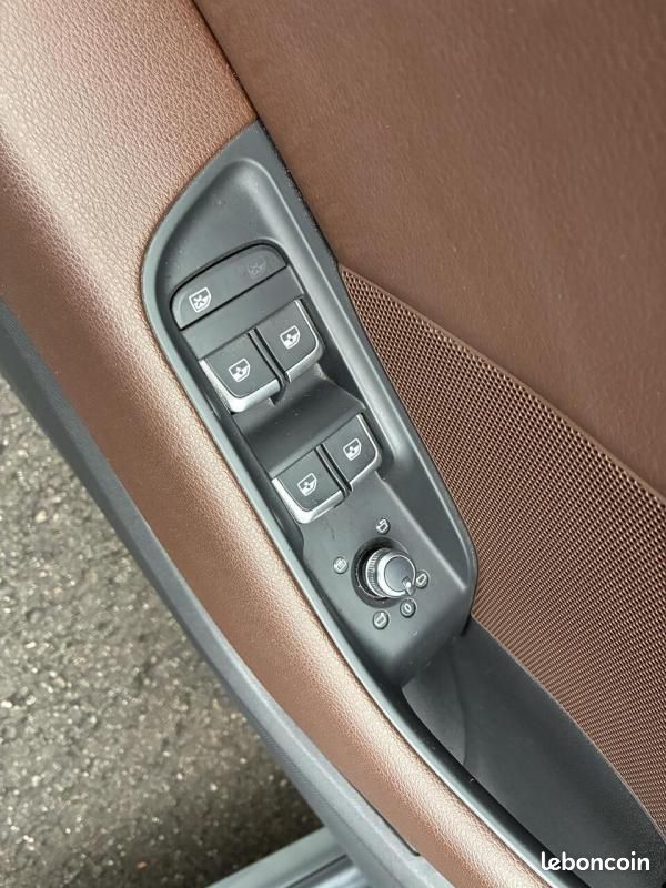 Audi A3 sportback 2.0 TFSI 190 S-TRONIC 7 S-LINE GPS (image 11)