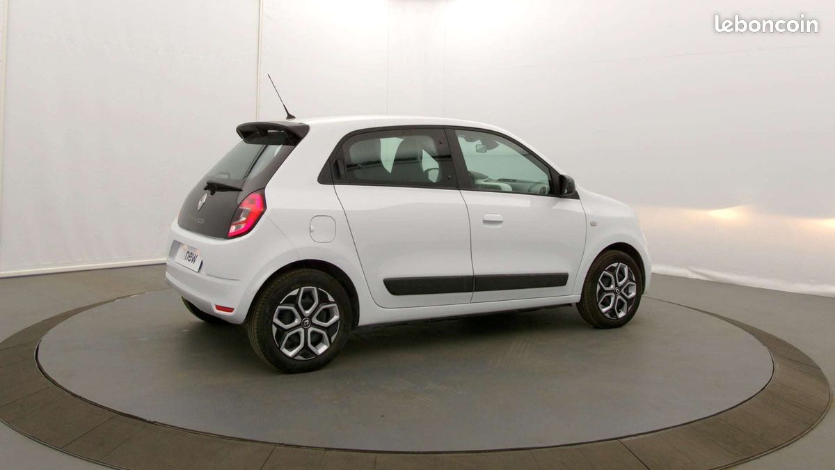 Renault twingo iii sce 65 equilibre (image 8)
